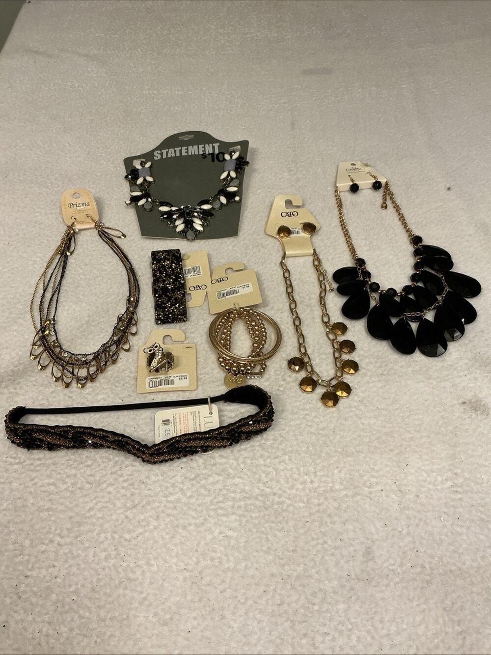 Women’s Mixed Jewelry Black And Gold NWT 3612